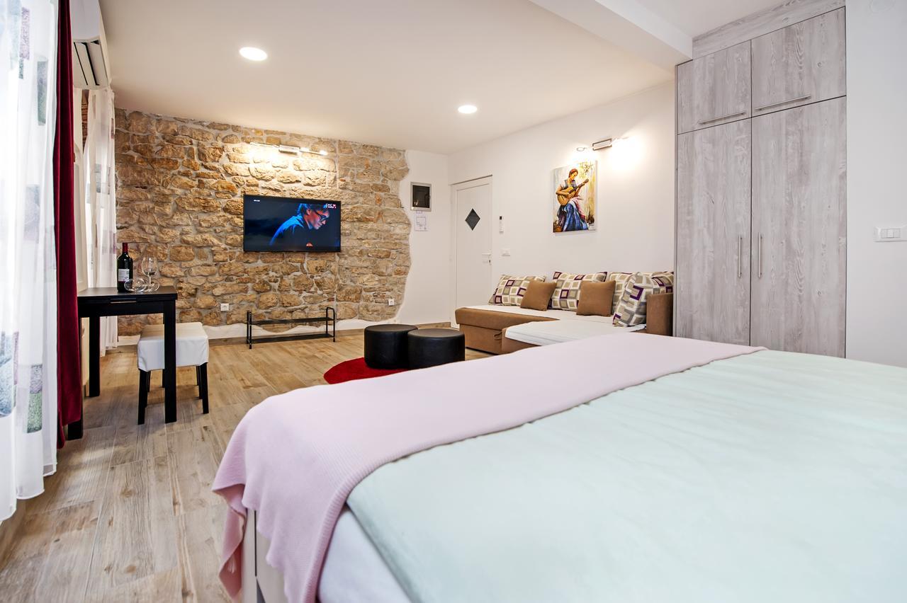 La Svalba Rooms&Studios Rovinj Exterior foto
